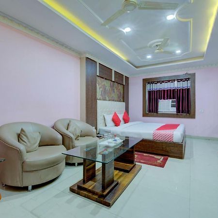 Oyo 14579 The Hangout Jamshedpur Ngoại thất bức ảnh