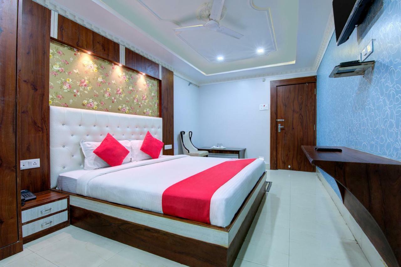 Oyo 14579 The Hangout Jamshedpur Ngoại thất bức ảnh
