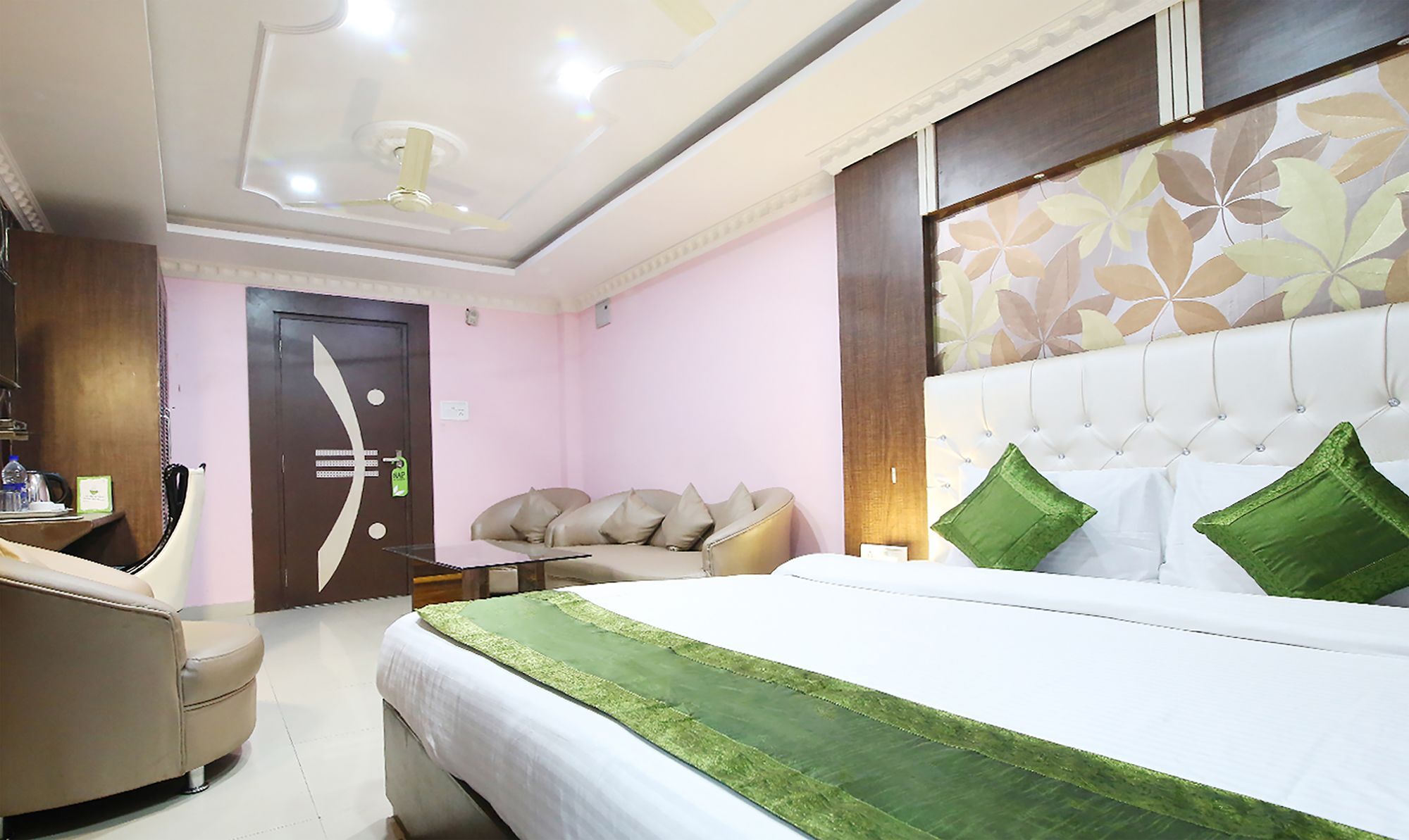 Oyo 14579 The Hangout Jamshedpur Ngoại thất bức ảnh